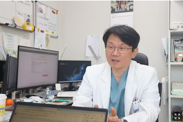 [명의를 찾아서] “치료법 없는 혈관성 치매, 세계 첫 연구에 도전”